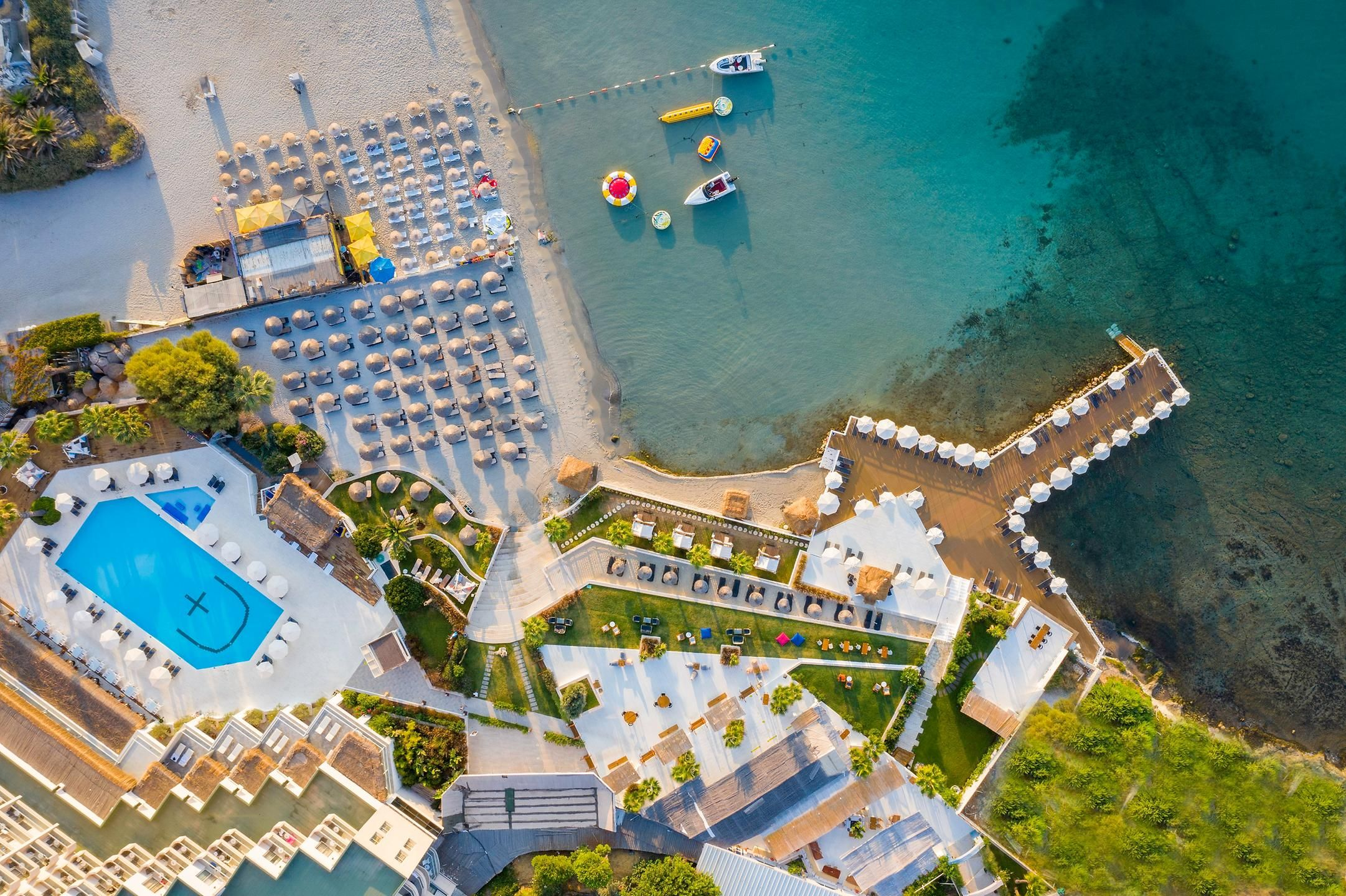 Design Plus Seya Beach Hotel